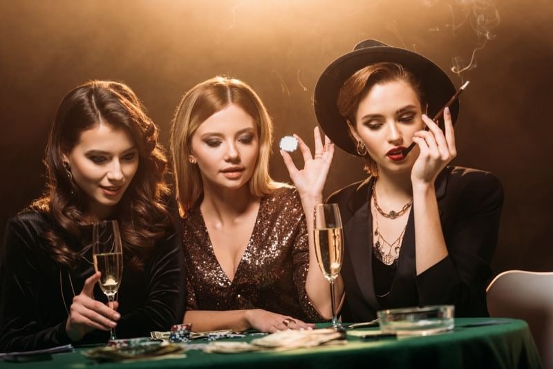 6w6bet Mobile App ဖြင့် Football Sportsbook ကြည့်ရှုနေသော Myanmar ကစားဝါသနာပါသူ